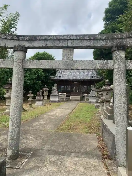 春日神社(大和田)の鳥居