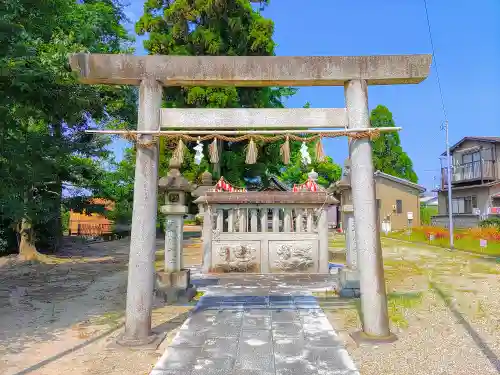 神明社（西光坊）の鳥居