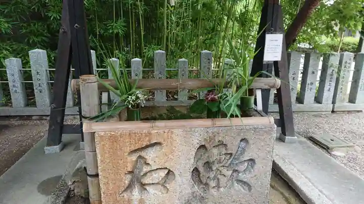 富部神社の手水舎