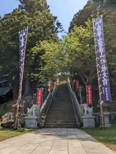 金華山黄金山神社の建物その他