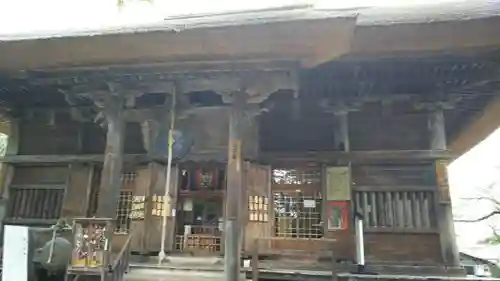 恵隆寺(立木千手観音)の本殿・本堂