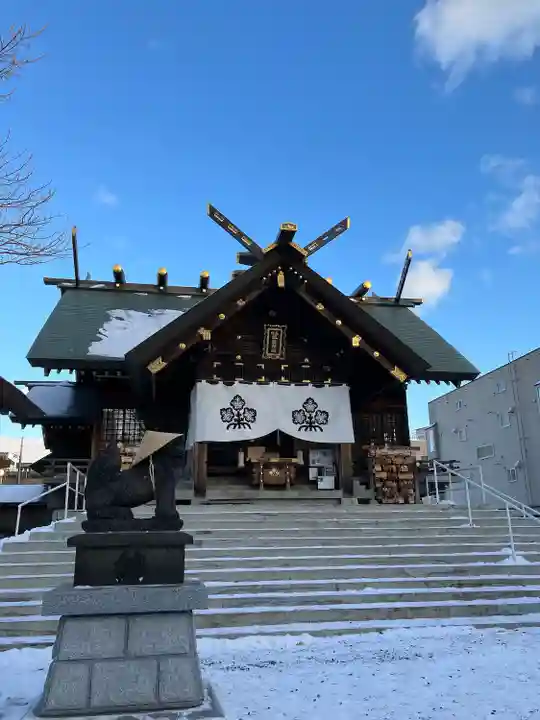 札幌諏訪神社の本殿・本堂