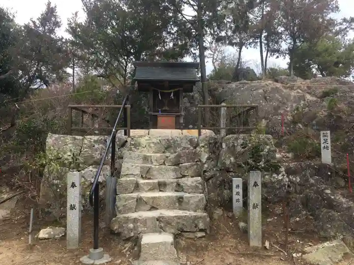 石上布都魂神社の本殿・本堂