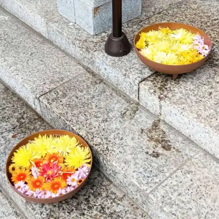 彌彦神社 (伊夜日子神社)の庭園