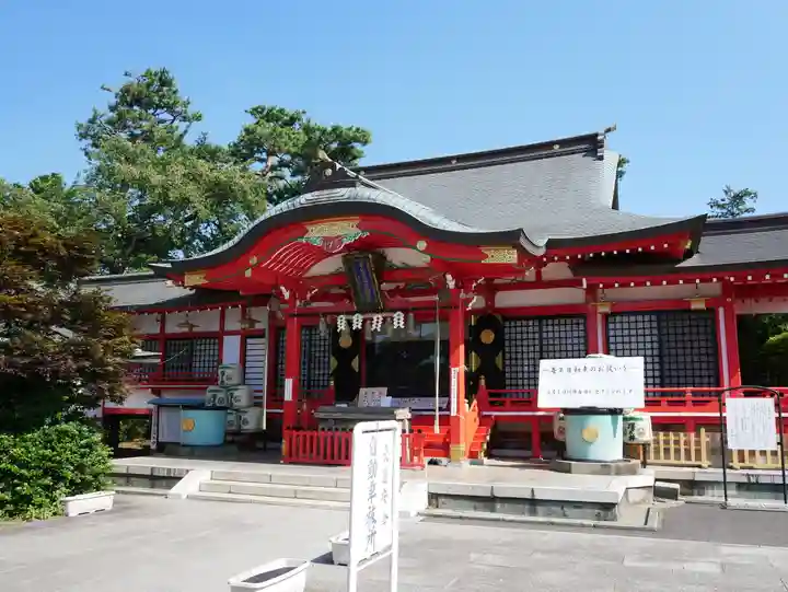 東伏見稲荷神社の本殿・本堂
