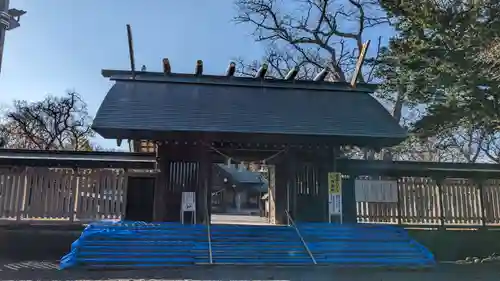 千歳神社の山門・神門