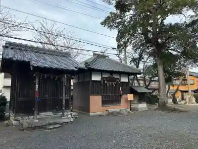 猪名部神社の{uncategorized: "未分類", other: "その他", undefined: "問題あり", building: "その他建物", grave: "お墓", sacred_gate: "鳥居", guardian: "狛犬", statue: "像", buddha: "仏像", history: "歴史", nature: "自然", garden: "庭園", animal: "動物", pagoda: "塔", temizu: "手水舎", mountain_gate: "山門・神門", sanctuary: "本殿・本堂", subordinate: "末社・摂社", art: "芸術", scenery: "景色", jizo: "地蔵", ema: "絵馬", goshuin: "御朱印", omikuji: "おみくじ", items: "授与品その他", amulet: "お守り", goshuincho: "御朱印帳", eats: "食事", festival: "お祭り", votive_dance: "神楽", shichigosan: "七五三参", wedding: "結婚式", experience: "体験その他", initially: "初詣", around: "周辺", anti_infection: "感染症対策"}