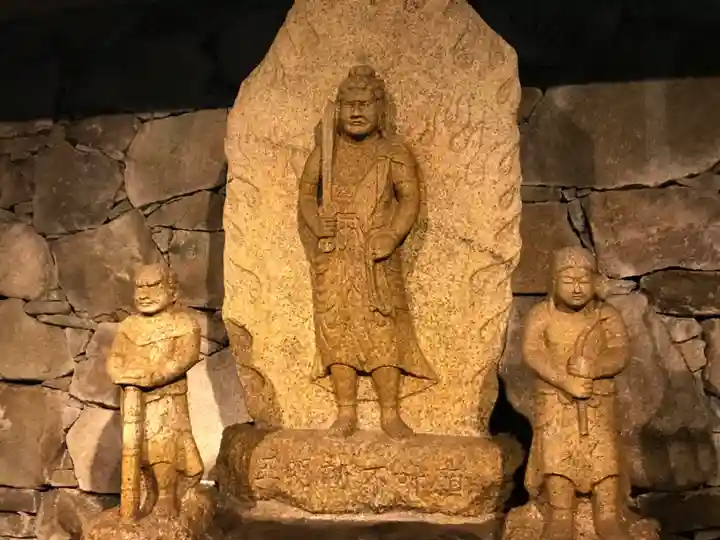 瀧谷不動尊 明王寺の仏像