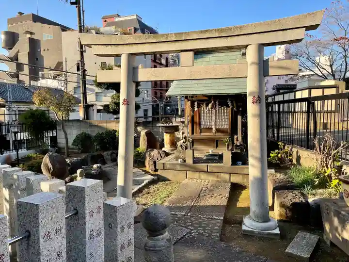 榎稲荷神社の鳥居