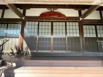 常念寺の{uncategorized: "未分類", other: "その他", undefined: "問題あり", building: "その他建物", grave: "お墓", sacred_gate: "鳥居", guardian: "狛犬", statue: "像", buddha: "仏像", history: "歴史", nature: "自然", garden: "庭園", animal: "動物", pagoda: "塔", temizu: "手水舎", mountain_gate: "山門・神門", sanctuary: "本殿・本堂", subordinate: "末社・摂社", art: "芸術", scenery: "景色", jizo: "地蔵", ema: "絵馬", goshuin: "御朱印", omikuji: "おみくじ", items: "授与品その他", amulet: "お守り", goshuincho: "御朱印帳", eats: "食事", festival: "お祭り", votive_dance: "神楽", shichigosan: "七五三参", wedding: "結婚式", experience: "体験その他", initially: "初詣", around: "周辺", anti_infection: "感染症対策"}