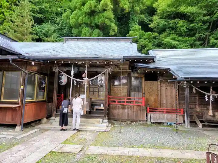 浅岸薬師神社(岩手県)