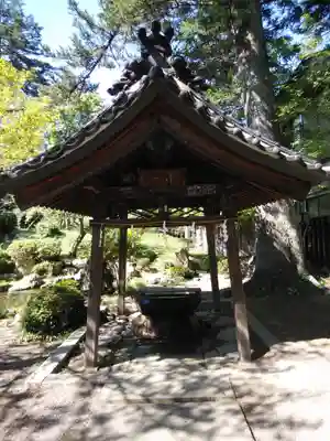 松岬神社の手水舎