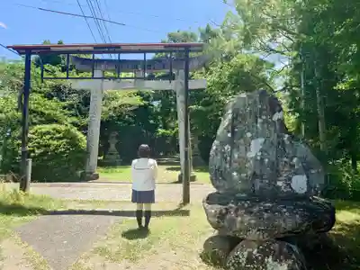 薦神社の鳥居
