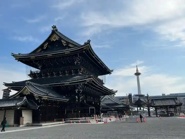 東本願寺(真宗本廟)の山門・神門