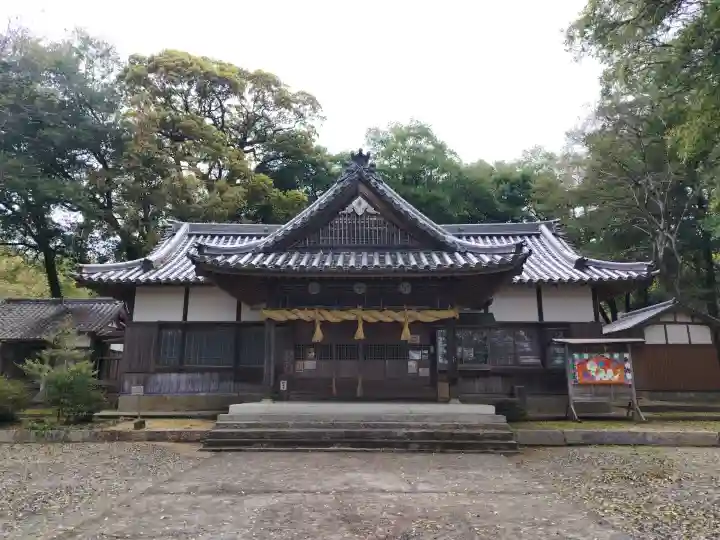 川田八幡神社の{uncategorized: "未分類", other: "その他", undefined: "問題あり", building: "その他建物", grave: "お墓", sacred_gate: "鳥居", guardian: "狛犬", statue: "像", buddha: "仏像", history: "歴史", nature: "自然", garden: "庭園", animal: "動物", pagoda: "塔", temizu: "手水舎", mountain_gate: "山門・神門", sanctuary: "本殿・本堂", subordinate: "末社・摂社", art: "芸術", scenery: "景色", jizo: "地蔵", ema: "絵馬", goshuin: "御朱印", omikuji: "おみくじ", items: "授与品その他", amulet: "お守り", goshuincho: "御朱印帳", eats: "食事", festival: "お祭り", votive_dance: "神楽", shichigosan: "七五三参", wedding: "結婚式", experience: "体験その他", initially: "初詣", around: "周辺", anti_infection: "感染症対策"}