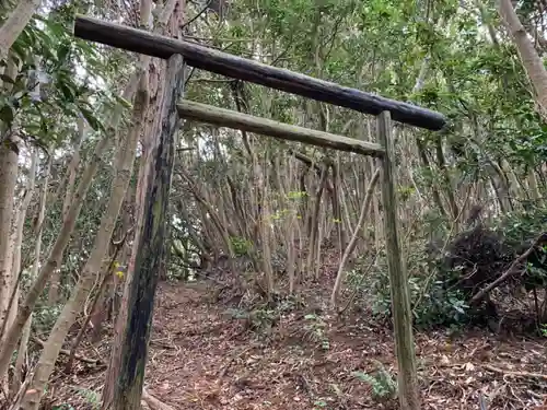 京塚山浅間神社の鳥居