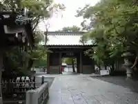 高徳院の山門・神門