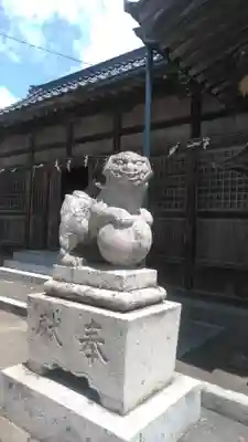 闇無浜神社の狛犬