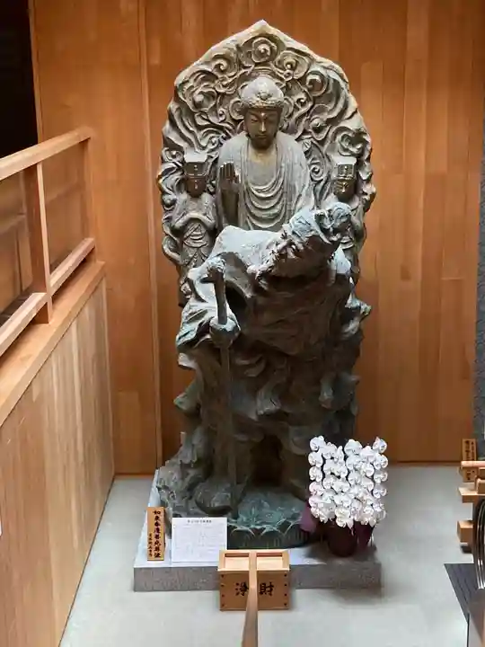 善光寺大本願の仏像
