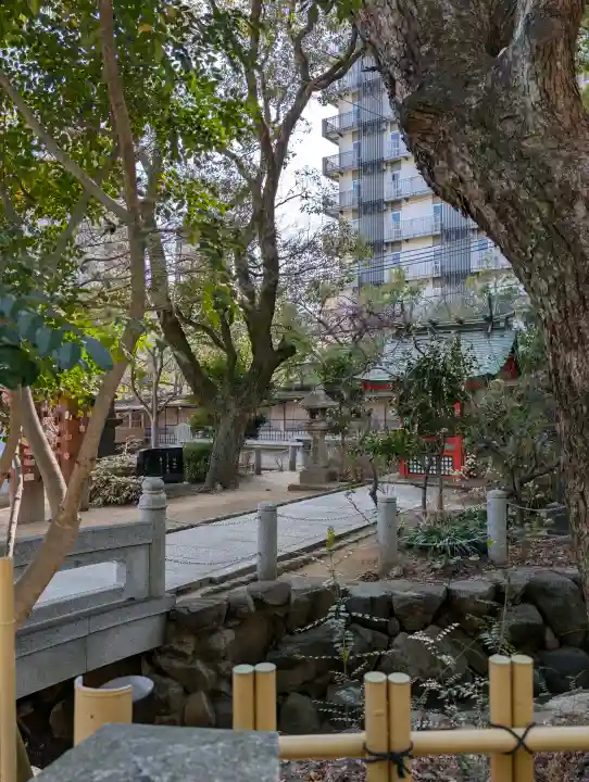 生田神社の{uncategorized: "未分類", other: "その他", undefined: "問題あり", building: "その他建物", grave: "お墓", sacred_gate: "鳥居", guardian: "狛犬", statue: "像", buddha: "仏像", history: "歴史", nature: "自然", garden: "庭園", animal: "動物", pagoda: "塔", temizu: "手水舎", mountain_gate: "山門・神門", sanctuary: "本殿・本堂", subordinate: "末社・摂社", art: "芸術", scenery: "景色", jizo: "地蔵", ema: "絵馬", goshuin: "御朱印", omikuji: "おみくじ", items: "授与品その他", amulet: "お守り", goshuincho: "御朱印帳", eats: "食事", festival: "お祭り", votive_dance: "神楽", shichigosan: "七五三参", wedding: "結婚式", experience: "体験その他", initially: "初詣", around: "周辺", anti_infection: "感染症対策"}