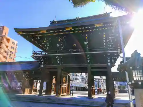 真清田神社の山門・神門