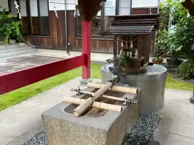 三光寺(三光寺松鷹坊)の手水舎