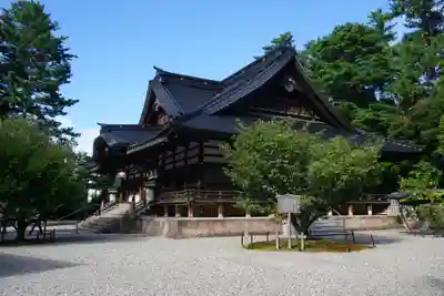 尾山神社の本殿・本堂