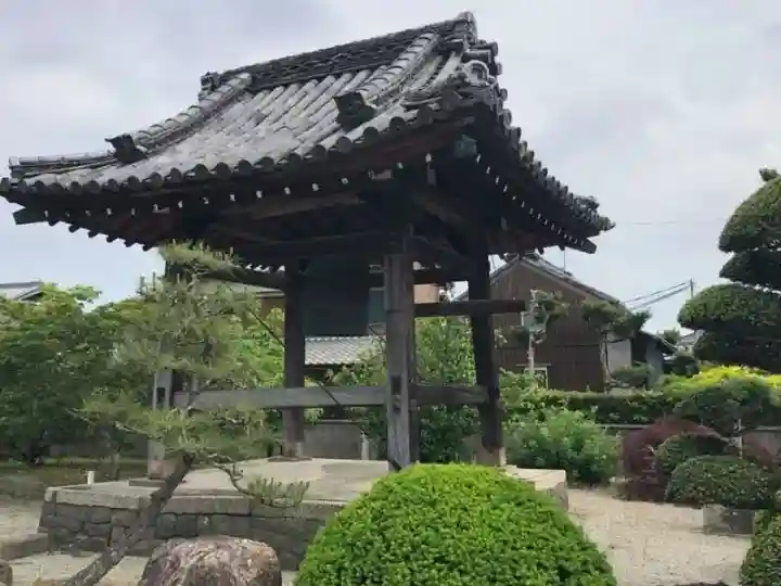 西方寺の{uncategorized: "未分類", other: "その他", undefined: "問題あり", building: "その他建物", grave: "お墓", sacred_gate: "鳥居", guardian: "狛犬", statue: "像", buddha: "仏像", history: "歴史", nature: "自然", garden: "庭園", animal: "動物", pagoda: "塔", temizu: "手水舎", mountain_gate: "山門・神門", sanctuary: "本殿・本堂", subordinate: "末社・摂社", art: "芸術", scenery: "景色", jizo: "地蔵", ema: "絵馬", goshuin: "御朱印", omikuji: "おみくじ", items: "授与品その他", amulet: "お守り", goshuincho: "御朱印帳", eats: "食事", festival: "お祭り", votive_dance: "神楽", shichigosan: "七五三参", wedding: "結婚式", experience: "体験その他", initially: "初詣", around: "周辺", anti_infection: "感染症対策"}