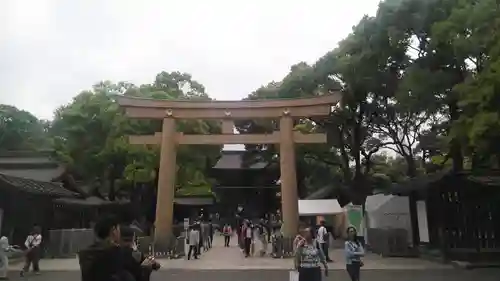 明治神宮の鳥居