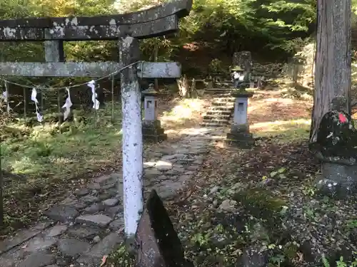 瀧尾神社（日光二荒山神社別宮）の周辺