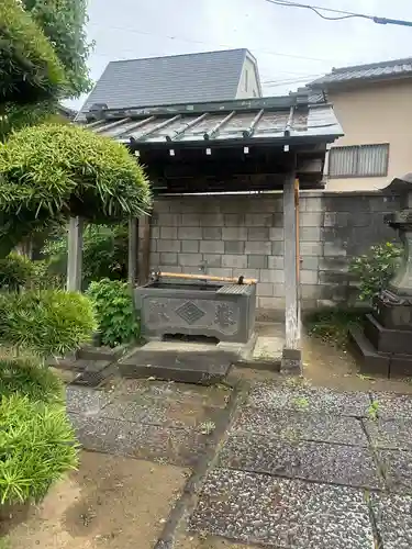 寳生院の手水舎