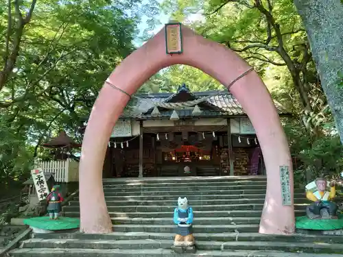 桃太郎神社（栗栖）の鳥居