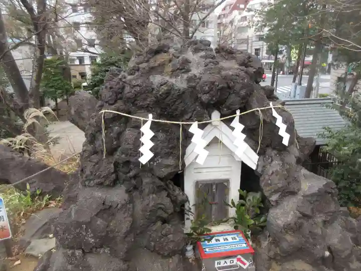 鳩森八幡神社の末社・摂社
