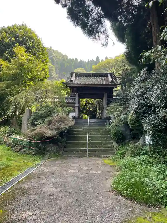 含蔵寺(熊本県)