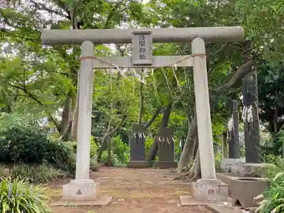 飯香岡八幡宮の末社・摂社