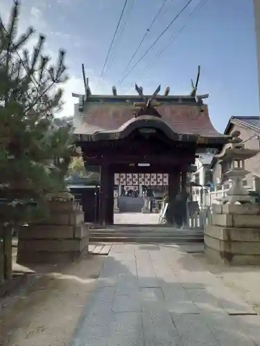 艮神社の山門・神門