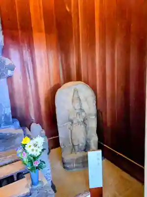 宮益御嶽神社の仏像