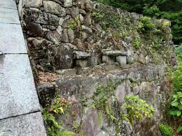 石座神社のその他建物