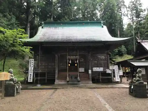 熊野神社の本殿・本堂