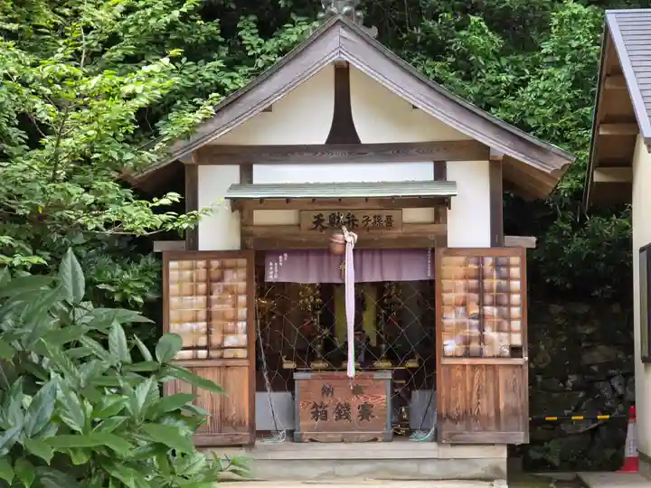 中山寺奥之院(兵庫県)