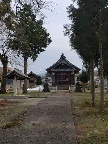 上野神社の本殿・本堂