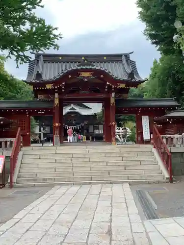 秩父神社の山門