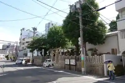 河堀稲生神社の周辺