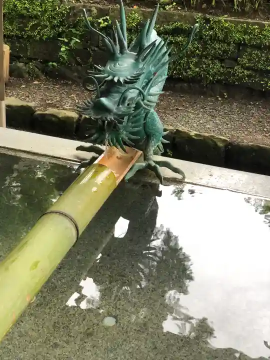 事任八幡宮の手水舎