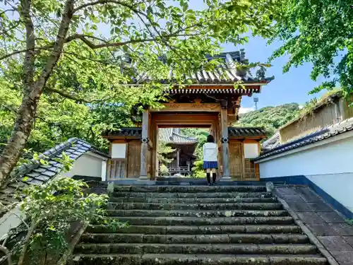 浄雲寺の山門