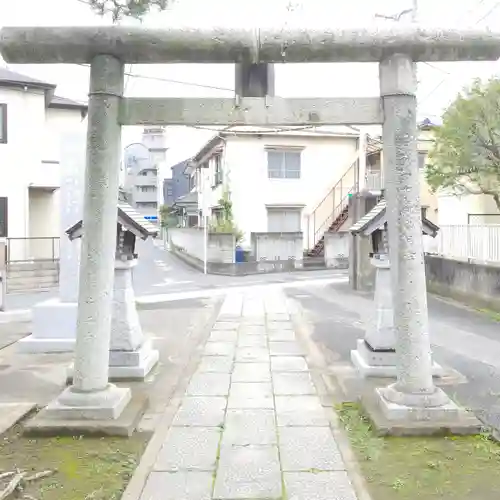 氷川神社の鳥居