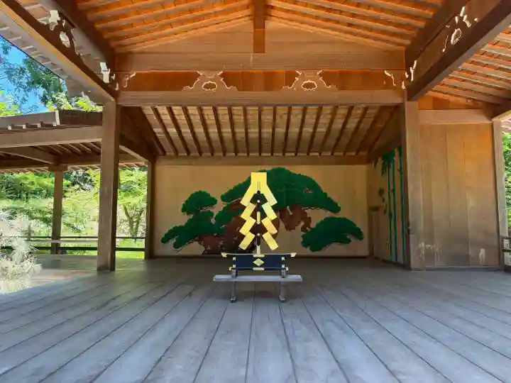武田神社の{uncategorized: "未分類", other: "その他", undefined: "問題あり", building: "その他建物", grave: "お墓", sacred_gate: "鳥居", guardian: "狛犬", statue: "像", buddha: "仏像", history: "歴史", nature: "自然", garden: "庭園", animal: "動物", pagoda: "塔", temizu: "手水舎", mountain_gate: "山門・神門", sanctuary: "本殿・本堂", subordinate: "末社・摂社", art: "芸術", scenery: "景色", jizo: "地蔵", ema: "絵馬", goshuin: "御朱印", omikuji: "おみくじ", items: "授与品その他", amulet: "お守り", goshuincho: "御朱印帳", eats: "食事", festival: "お祭り", votive_dance: "神楽", shichigosan: "七五三参", wedding: "結婚式", experience: "体験その他", initially: "初詣", around: "周辺", anti_infection: "感染症対策"}