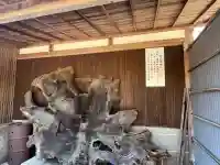 大森八幡神社の{uncategorized: "未分類", other: "その他", undefined: "問題あり", building: "その他建物", grave: "お墓", sacred_gate: "鳥居", guardian: "狛犬", statue: "像", buddha: "仏像", history: "歴史", nature: "自然", garden: "庭園", animal: "動物", pagoda: "塔", temizu: "手水舎", mountain_gate: "山門・神門", sanctuary: "本殿・本堂", subordinate: "末社・摂社", art: "芸術", scenery: "景色", jizo: "地蔵", ema: "絵馬", goshuin: "御朱印", omikuji: "おみくじ", items: "授与品その他", amulet: "お守り", goshuincho: "御朱印帳", eats: "食事", festival: "お祭り", votive_dance: "神楽", shichigosan: "七五三参", wedding: "結婚式", experience: "体験その他", initially: "初詣", around: "周辺", anti_infection: "感染症対策"}