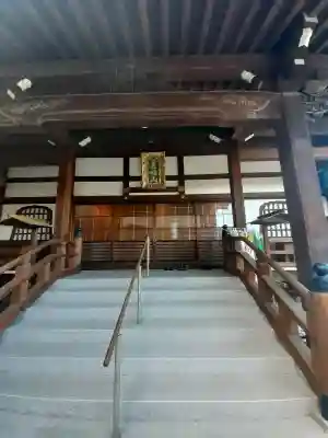 尊光寺の{uncategorized: "未分類", other: "その他", undefined: "問題あり", building: "その他建物", grave: "お墓", sacred_gate: "鳥居", guardian: "狛犬", statue: "像", buddha: "仏像", history: "歴史", nature: "自然", garden: "庭園", animal: "動物", pagoda: "塔", temizu: "手水舎", mountain_gate: "山門・神門", sanctuary: "本殿・本堂", subordinate: "末社・摂社", art: "芸術", scenery: "景色", jizo: "地蔵", ema: "絵馬", goshuin: "御朱印", omikuji: "おみくじ", items: "授与品その他", amulet: "お守り", goshuincho: "御朱印帳", eats: "食事", festival: "お祭り", votive_dance: "神楽", shichigosan: "七五三参", wedding: "結婚式", experience: "体験その他", initially: "初詣", around: "周辺", anti_infection: "感染症対策"}