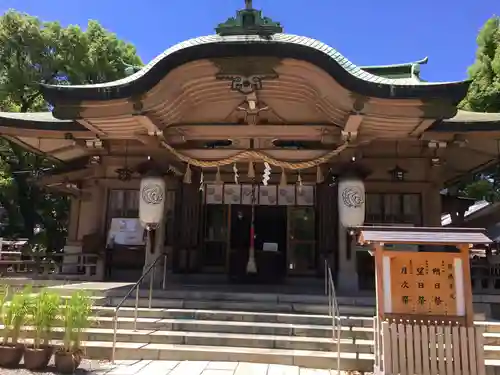 坐摩神社の本殿